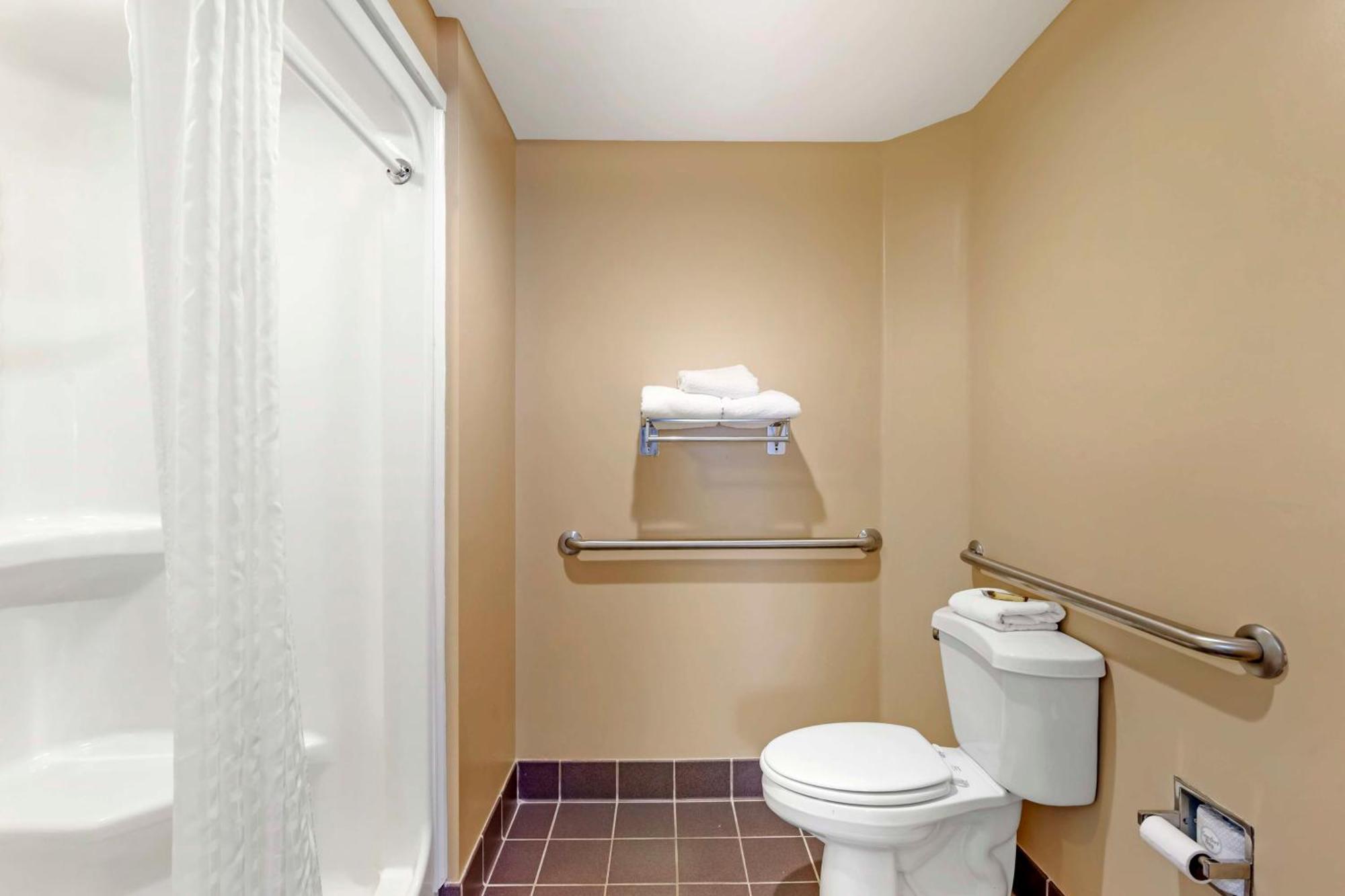 Best Western Plus Kingsland Exterior photo