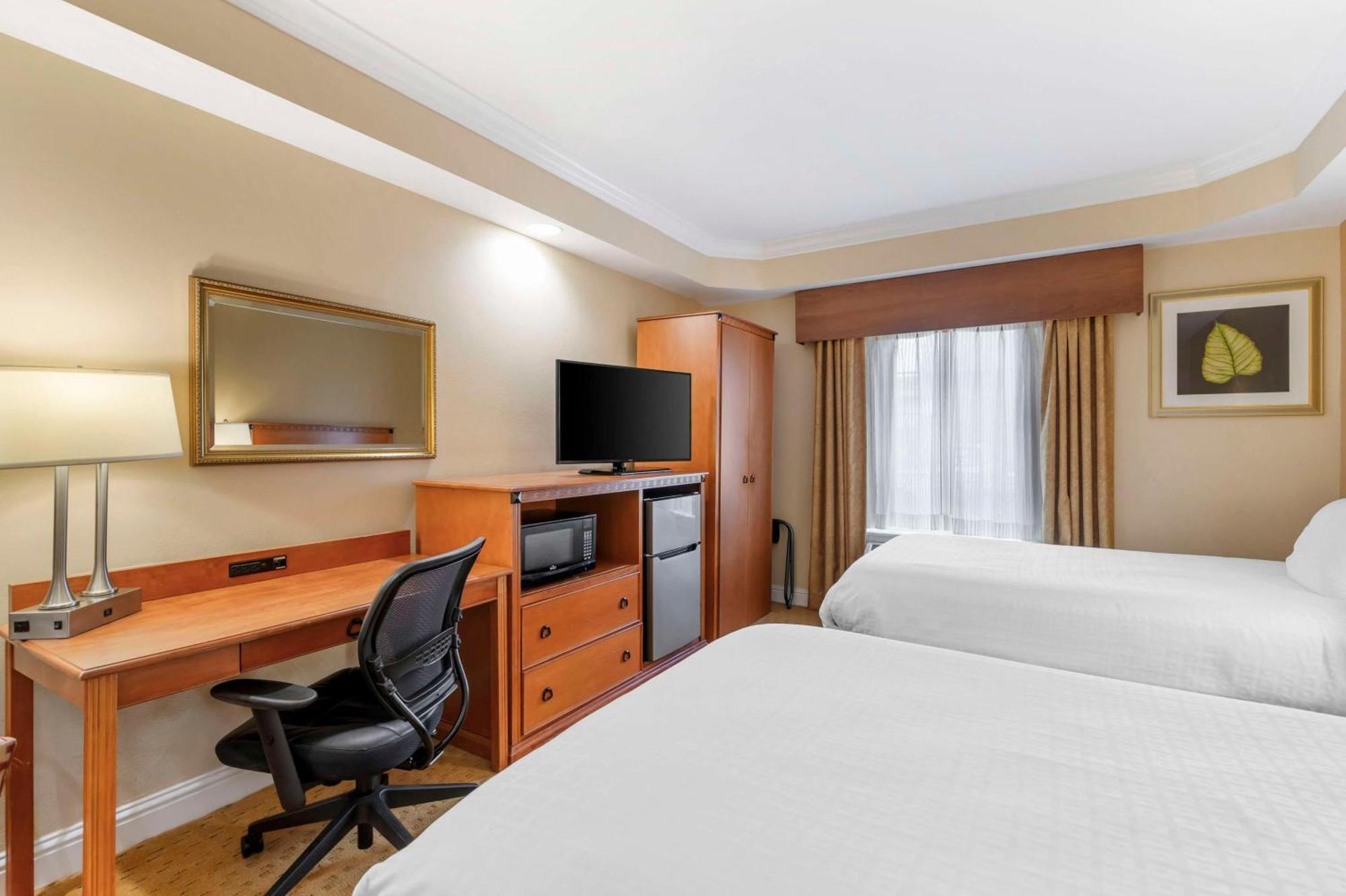 Best Western Plus Kingsland Exterior photo